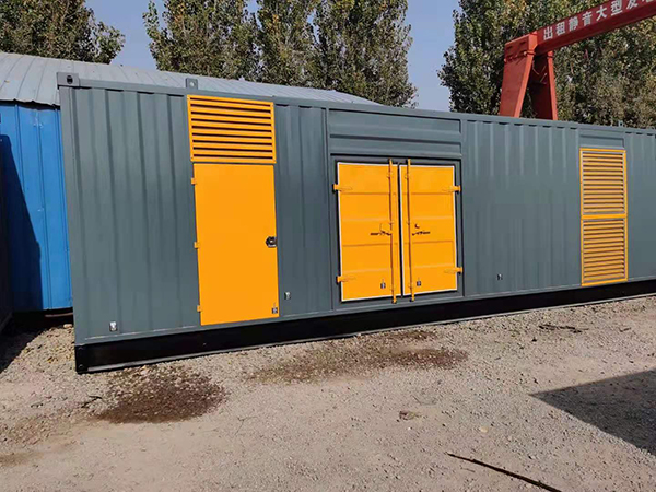 海南藏族300kw 柴油发电机组用多大的空气开关？