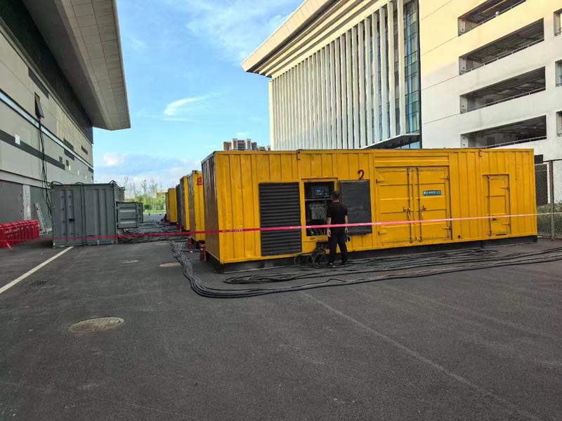 海南藏族柴油发电机冬季保养注意事项？